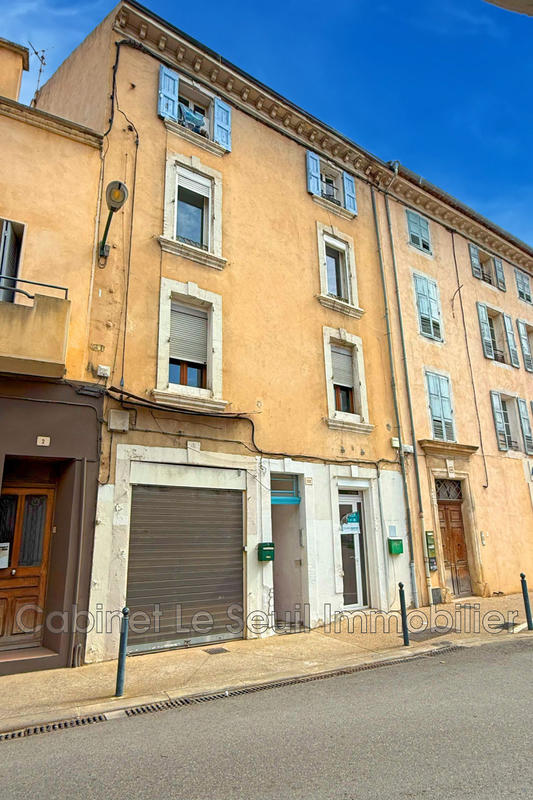 Maison - 350 m² - 12 pièces