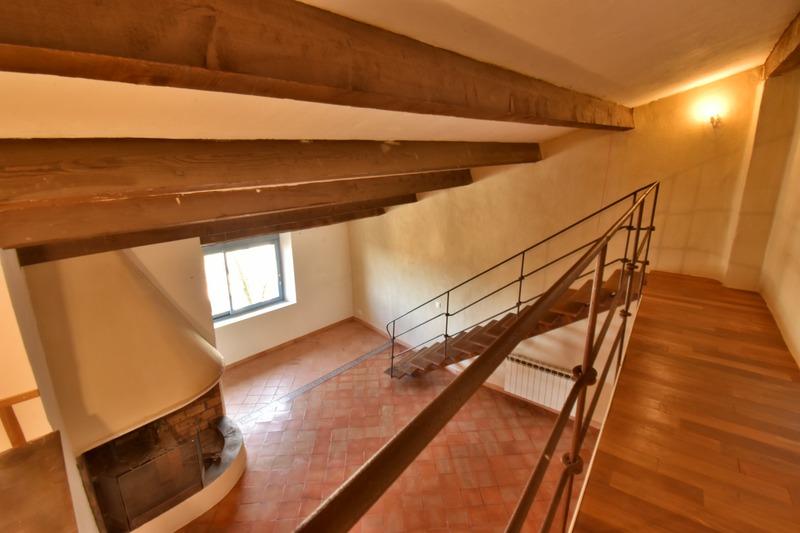 Appartement - 81 m² - 3 pièces