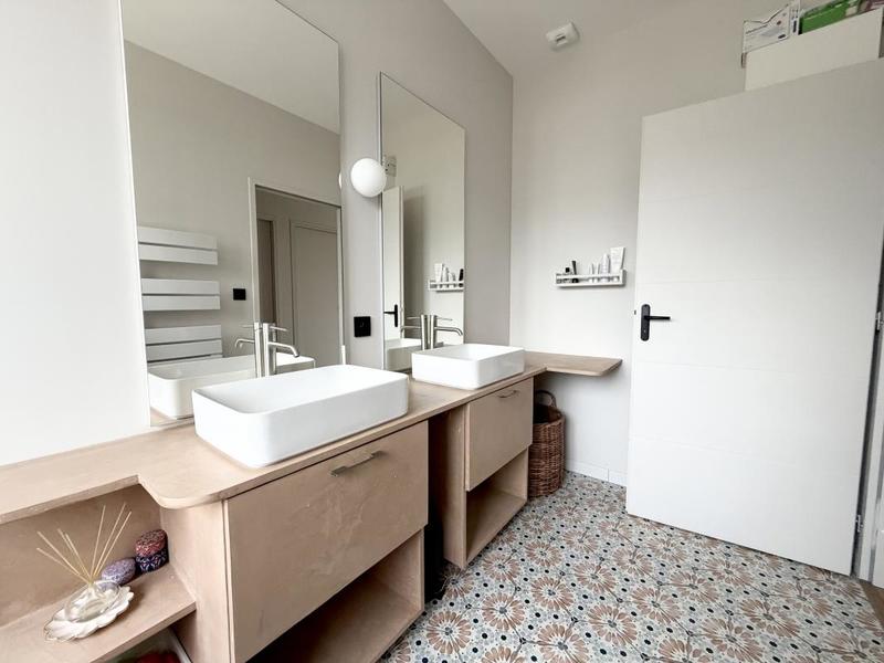 Pavillon - 144 m² - 4 pièces