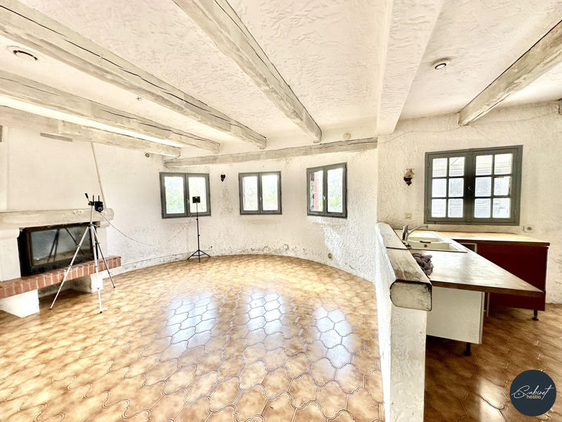 Appartement - 94 m² - 4 pièces