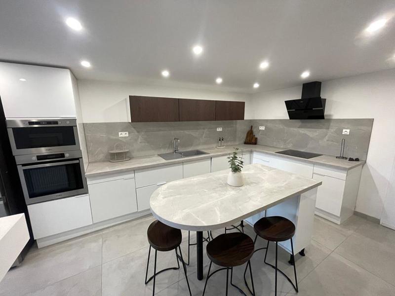 Maison - 127 m² - 6 pièces