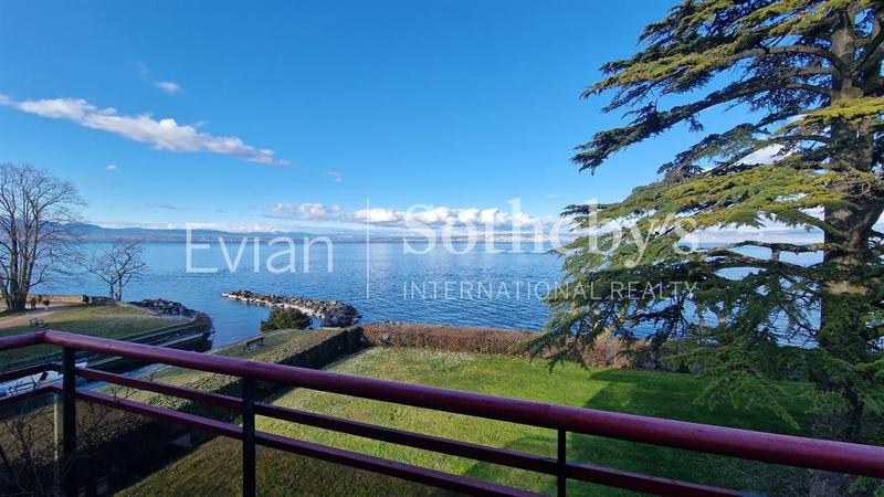 Appartement - 111 m² - 4 pièces