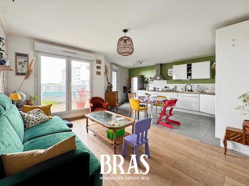 Appartement - 61 m² - 3 pièces