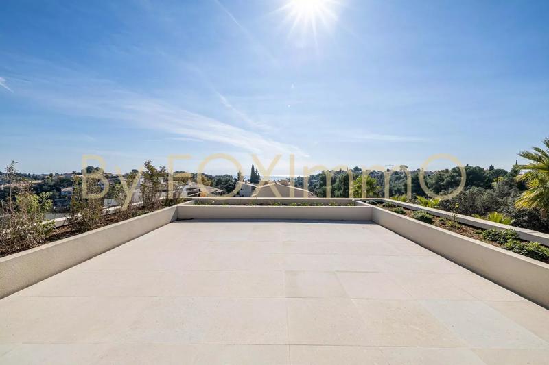 Villa - 555 m² - 16 pièces