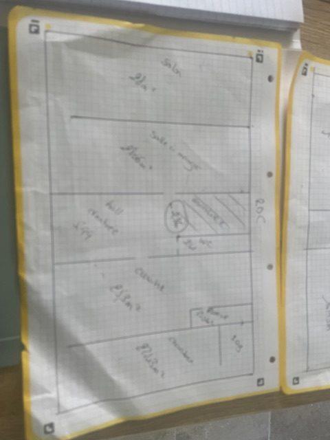 Maison - 180 m² - 8 pièces