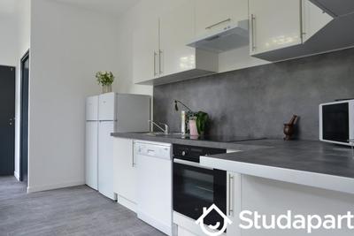 Chambre - 12 m² - 1 pièce