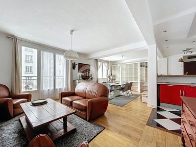 Appartement - 79 m² - 3 pièces