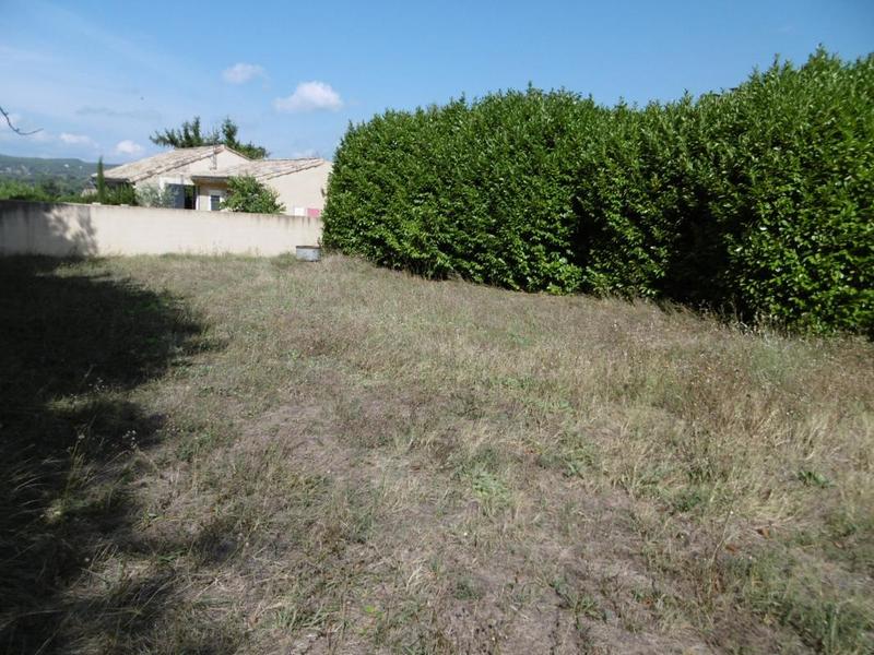 Terrain constructible - 878 m²