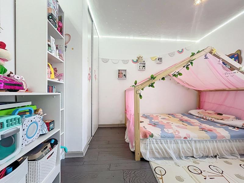 Appartement - 65 m² - 4 pièces