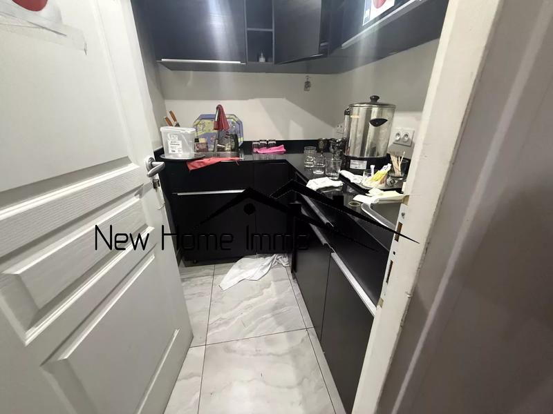 Local commercial - 2 pièces