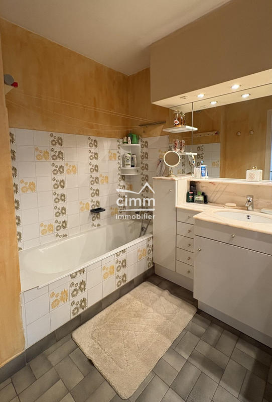 Appartement - 89 m² - 4 pièces