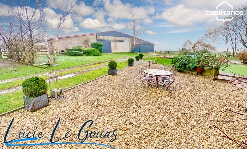 Haras - 239 m² - 9 pièces