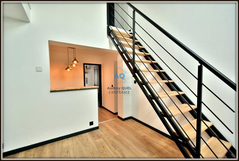 Maison - 250 m² - 8 pièces