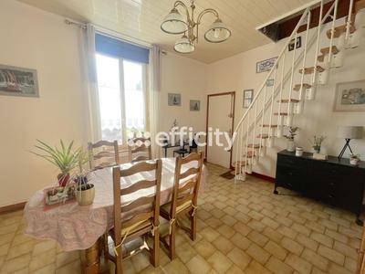 Appartement - 80 m² - 4 pièces