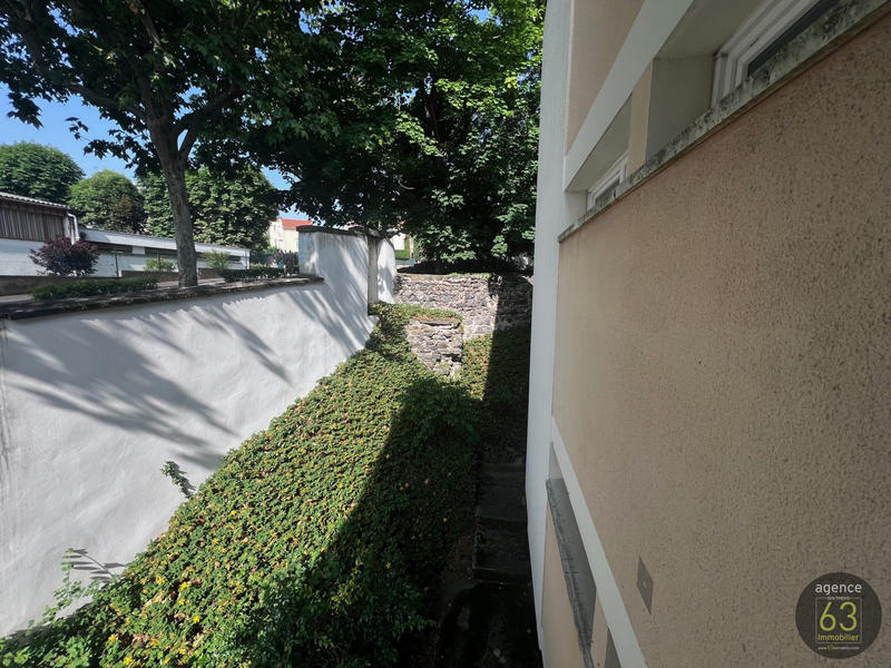 Appartement - 77 m² - 3 pièces