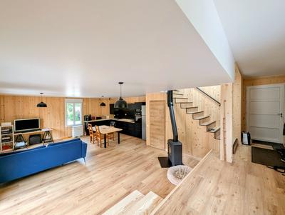 Maison - 98 m² - 4 pièces