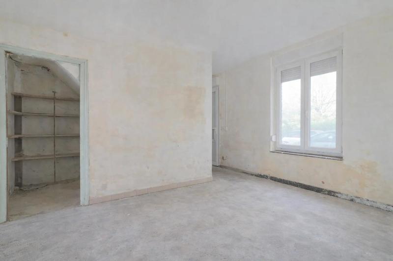 Maison - 280 m² - 8 pièces