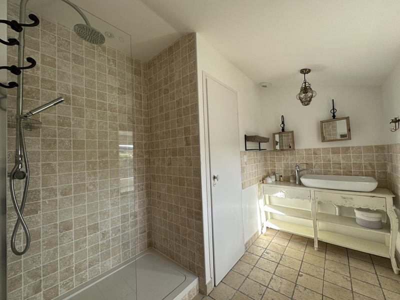 Maison - 357 m² - 11 pièces