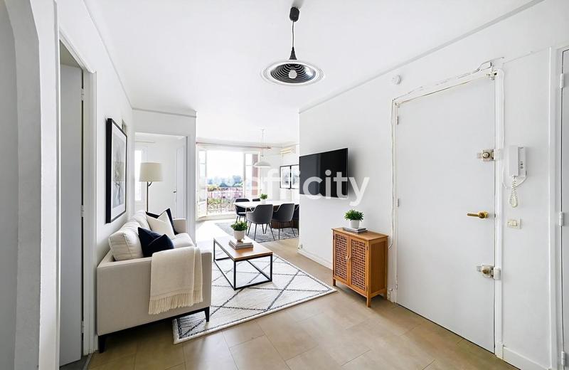 Appartement ancien - 67 m² - 3 pièces