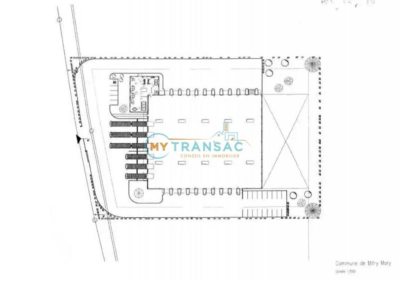 Local d'activités - 2 800 m²