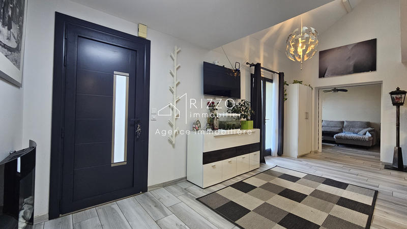 Maison - 127 m² - 5 pièces