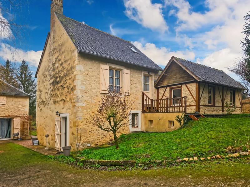 Moulin - 400 m² - 15 pièces