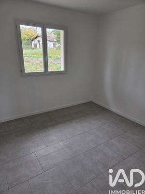 Maison - 76 m² - 4 pièces