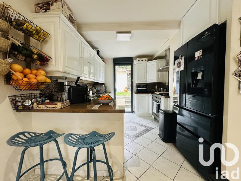 Maison - 140 m² - 6 pièces