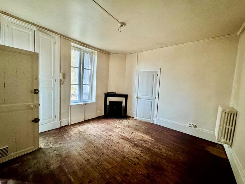 Immeuble - 134 m² - 7 pièces