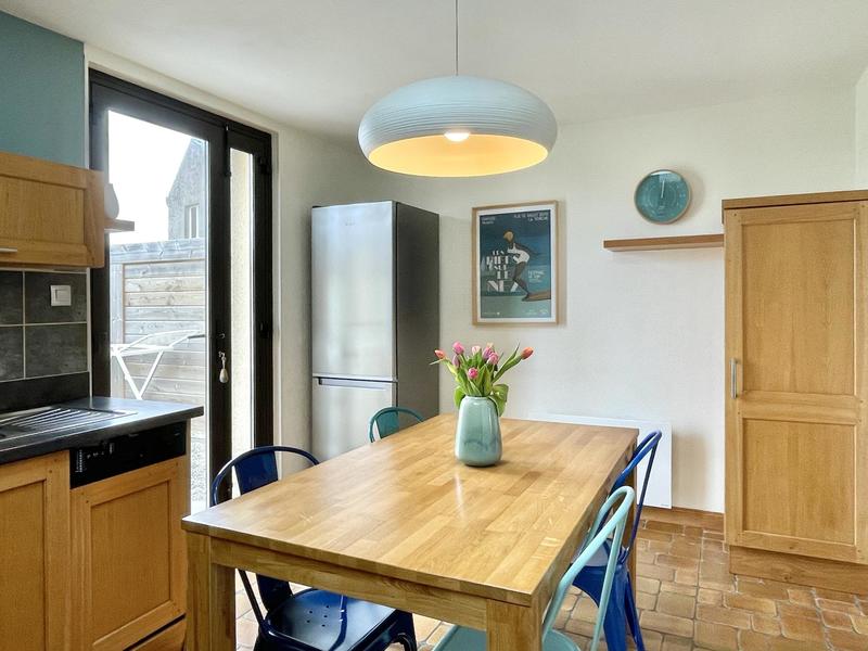 Maison - 305 m² - 10 pièces