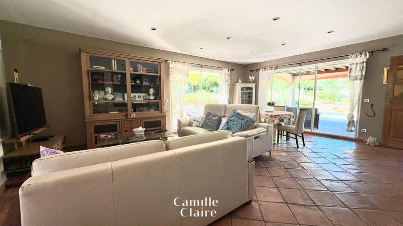 Maison - 140 m² - 4 pièces