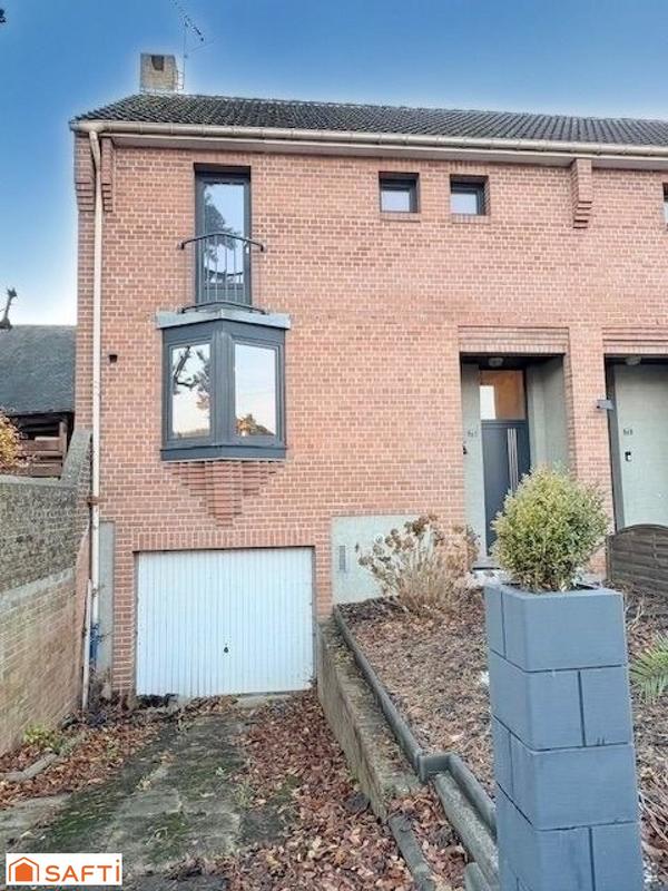 Maison - 98 m² - 6 pièces