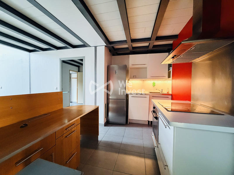 Appartement - 131 m² - 6 pièces