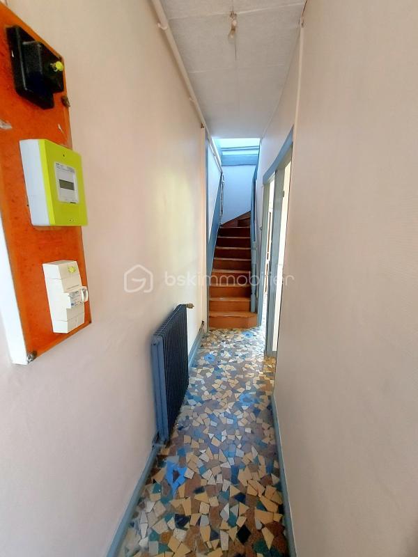 Maison jumelée - 53 m² - 5 pièces