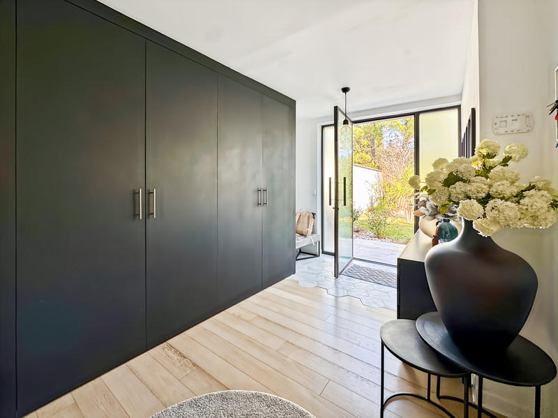 Villa - 256 m² - 9 pièces