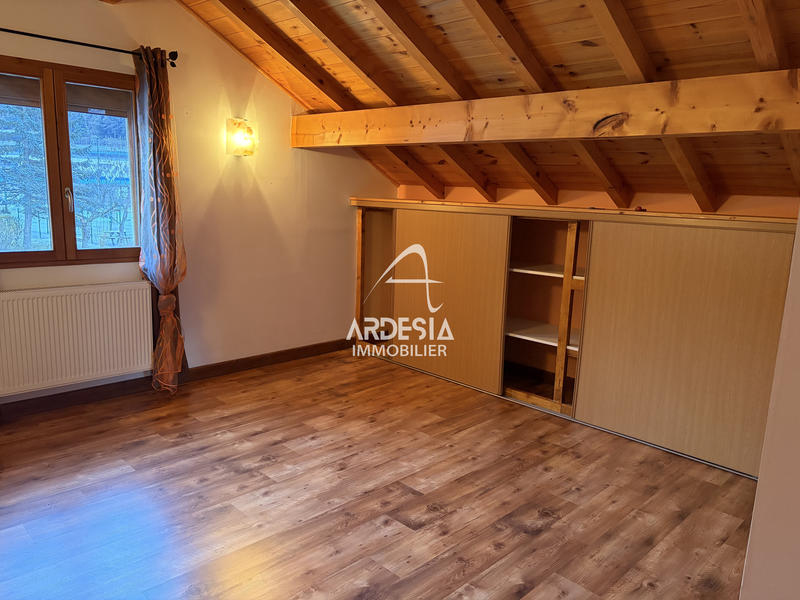 Maison - 117 m² - 5 pièces