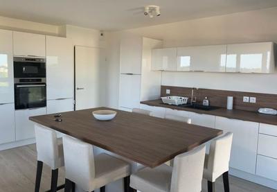 Appartement - 100 m² - 4 pièces