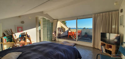 Maison - 218 m² - 6 pièces