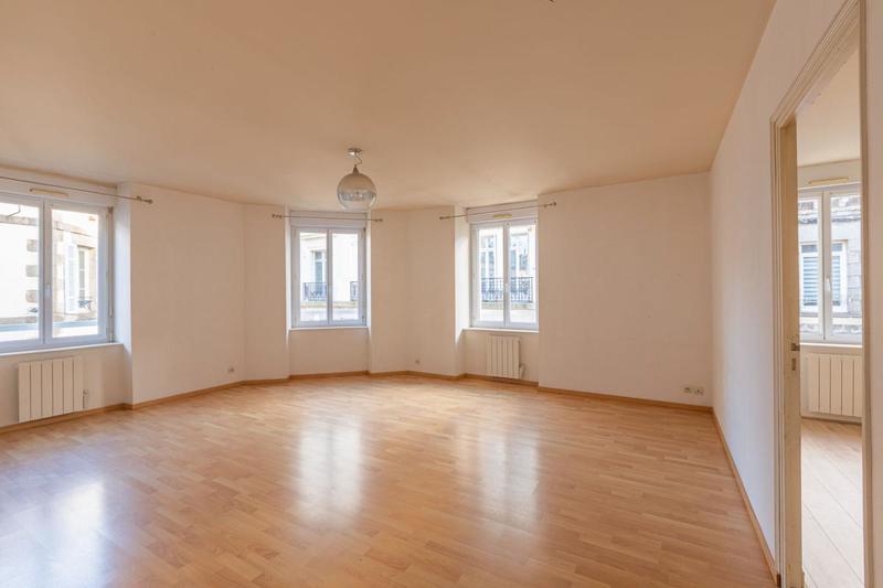 Appartement - 75 m² - 4 pièces