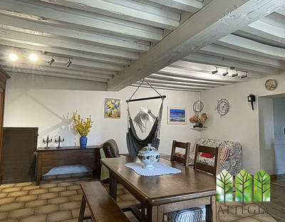 Maison - 130 m² - 4 pièces