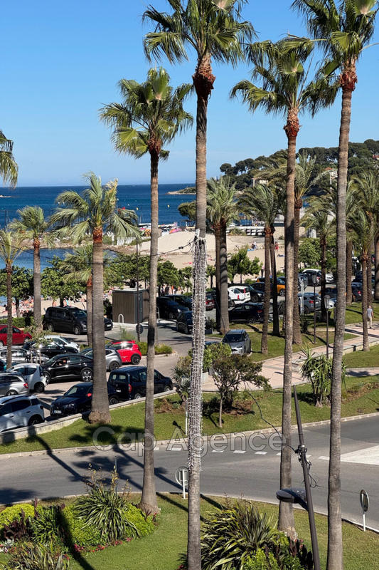 Appartement - 64 m² - 2 pièces