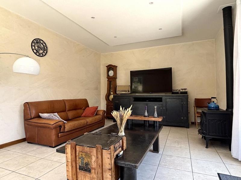 Maison - 290 m² - 8 pièces