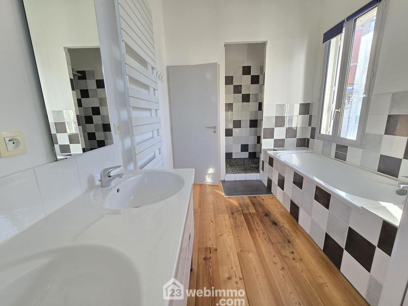 Maison - 139 m² - 5 pièces