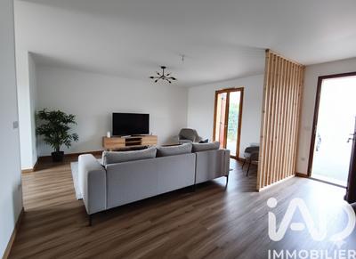 Maison - 88 m² - 4 pièces