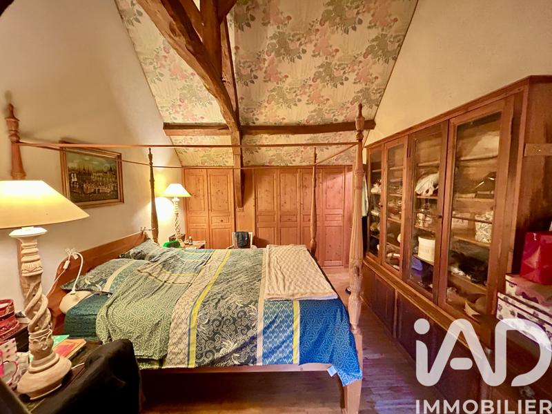 Maison - 229 m² - 8 pièces