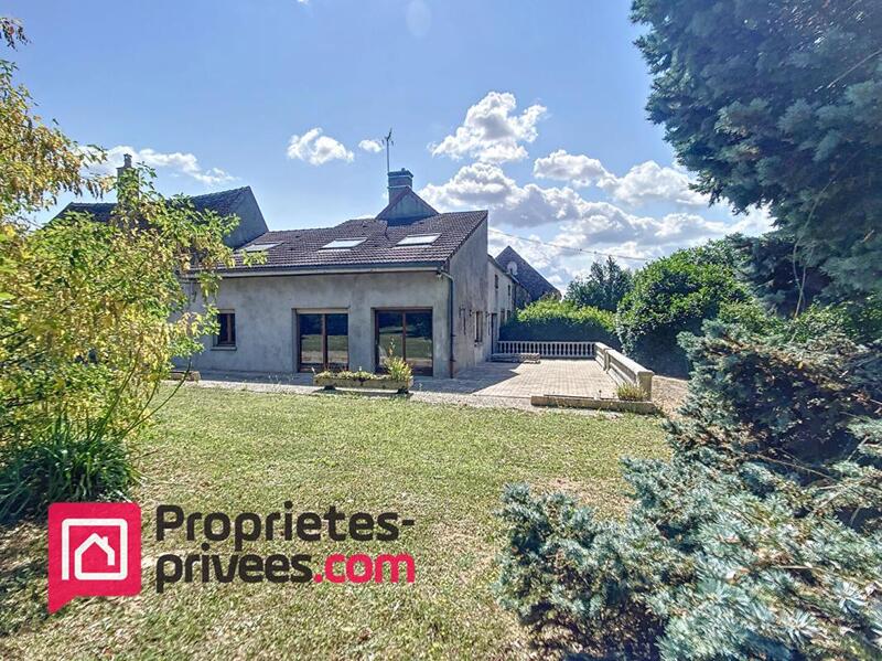 Maison - 263 m² - 9 pièces