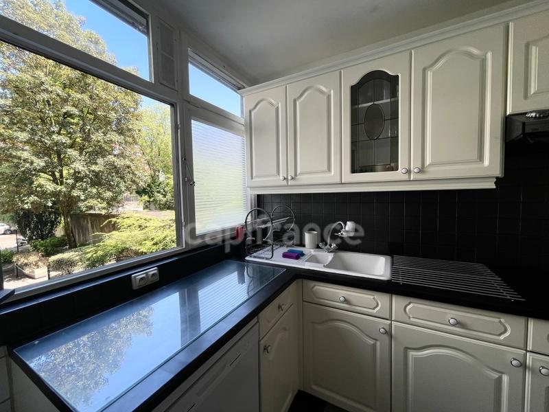 Appartement - 90 m² - 5 pièces