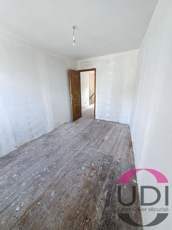 Immeuble - 73 m² - 3 pièces