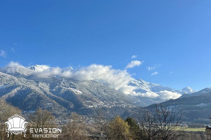 Maison - 182 m² - 6 pièces