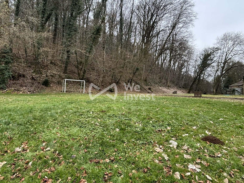 Maison - 228 m² - 8 pièces